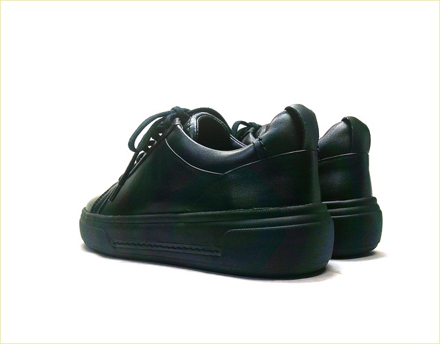 clarks  クラークス